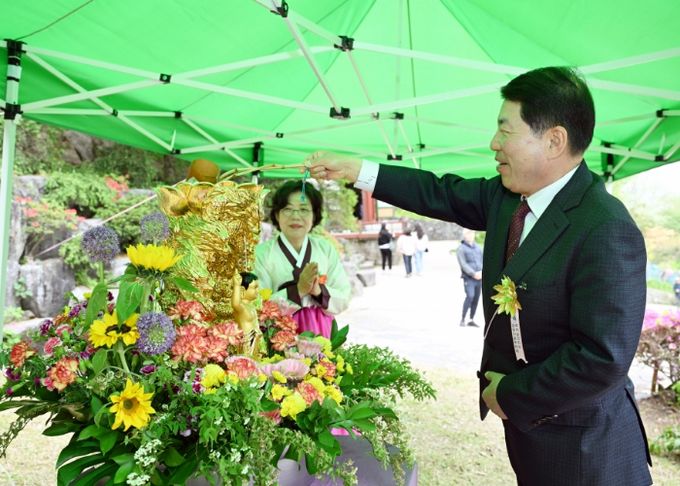 백경현 구리시장, 갈매동 보현사 봉축법요식 참석