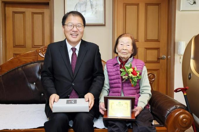 창원특례시, 제53회 어버이날 맞아 감사의 날 실시