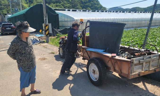 농기계 등화장치 부착으로 농기계 사고 예방