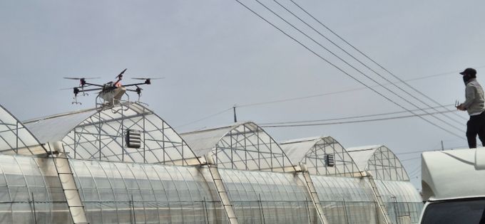 드론으로 차광제 도포