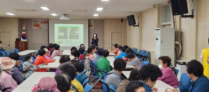 군위군, 찾아가는 어르신 교통안전 교육 실시
