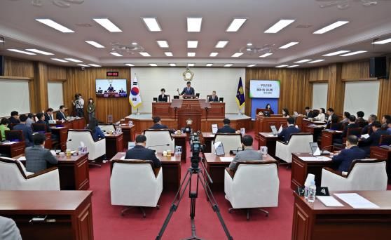 제301회 무안군의회 임시회 개회