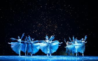 발레 ‘춘향’ 공연 사진