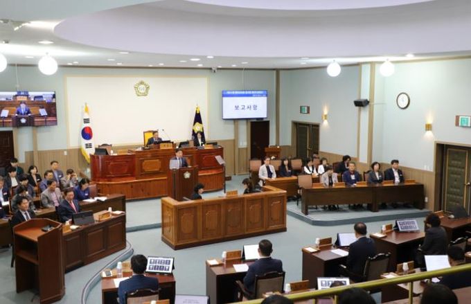 제311회 임시회 제2차 본회의