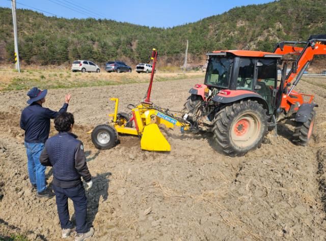 농기계임대사업소, 최신 농기계 본격 도입(레이저 균평기)