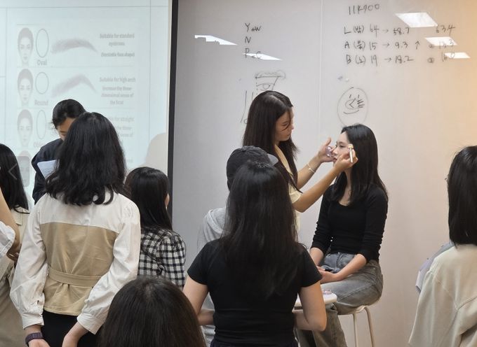 연수구, 청년아카데미 ‘취UP! 메이크업 특강