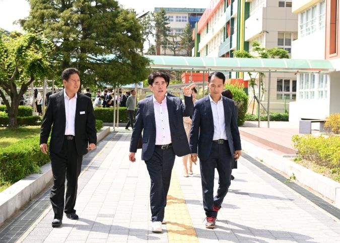 이찬호 교육위원장, 현장 방문 대책 모색”