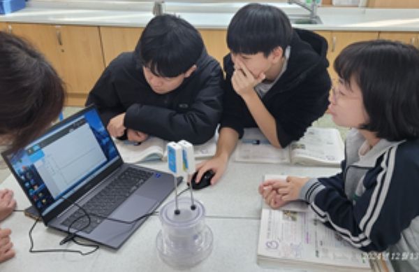 25교 대상‘2025년 지능형 과학실 구축’