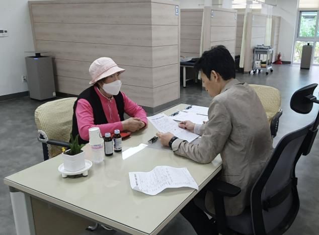 충주시, “맞춤형 재활 자문 통해 장애인 일상 복귀 돕는다”