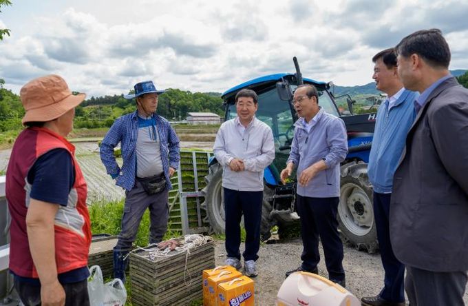 이재영 증평군수, 영농철 현장 속으로...‘사람 중심 농정’실현