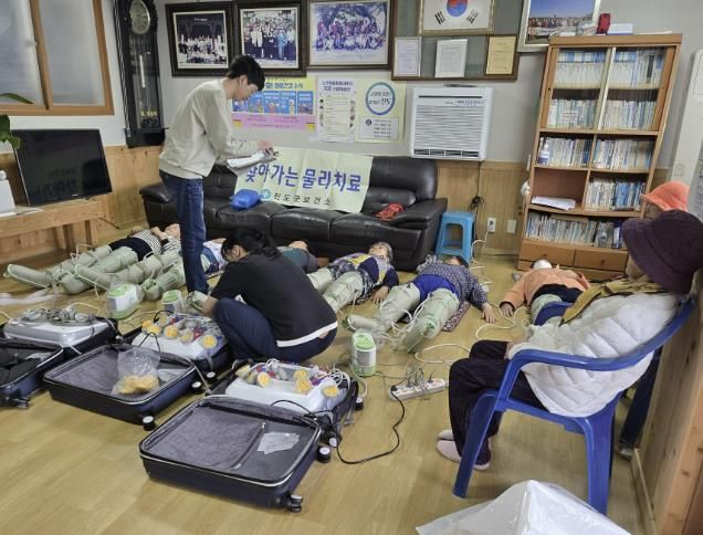 진도군, 의료 취약 마을에 ‘찾아가는 물리치료센터’ 호평