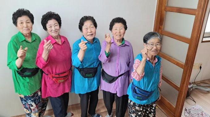 합천노인통합지원센터 휴대폰 안전지원프로그램 실시