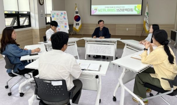 원장과 MZ주니어보드의‘조직문화 브라운 백미팅’개최