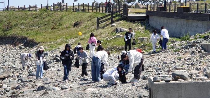 해양쓰레기 활용해 예술 작품 제작