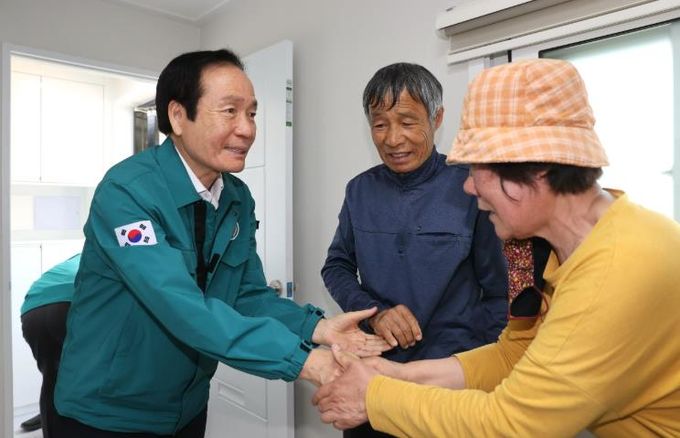 이재민 임시주택 첫입주(안평창길리)