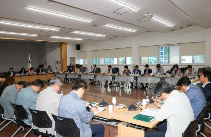 사전투표율 63.12% 진안군 선거준비 총력(확대간부회의 모습)