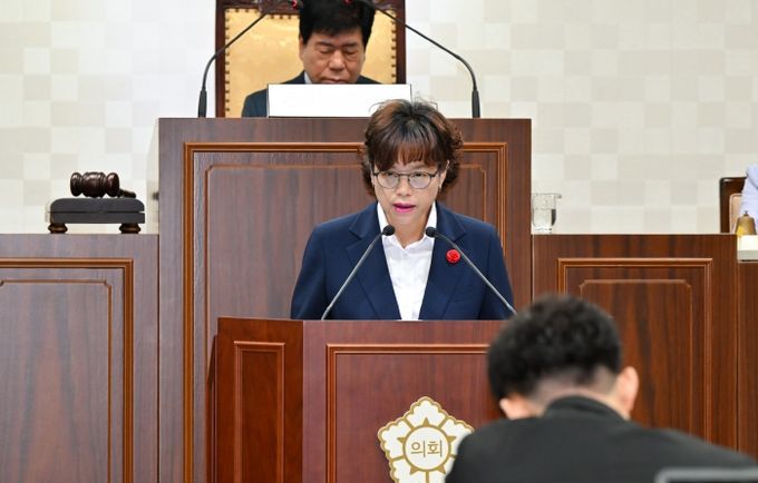 제288회 정례회 제1차 본회의에서 유점자 의원 5분 자유발언 모습