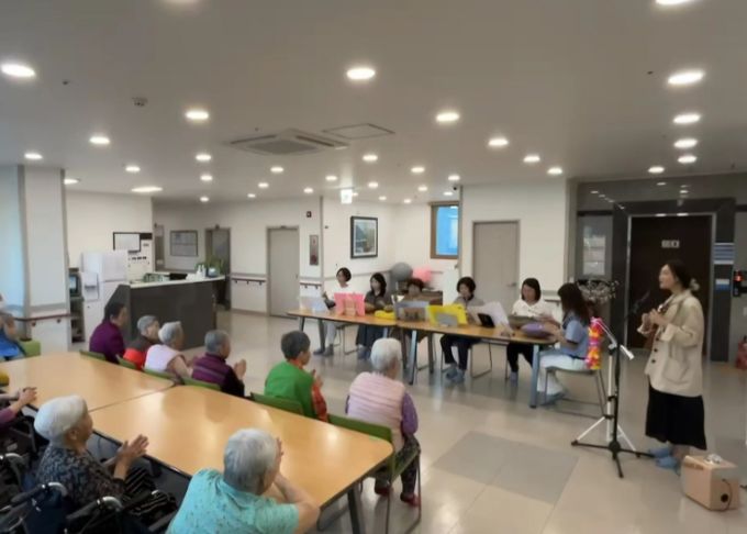 2025년 고령군 평생교육 수강생 재능나눔 봉사활동 『힐링악기 텅드럼과 칼림바로 아름다운 소리를 전하다』