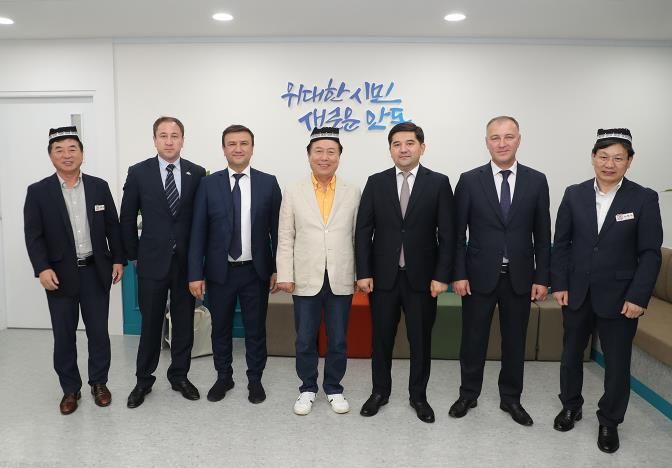 우즈베키스탄 타슈켄트 대표단, 안동 공식 방문