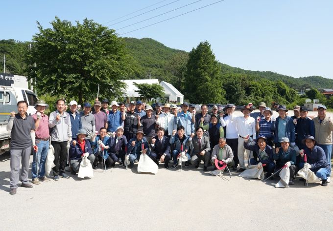 , 국화저수지 수변 환경 지켜요!