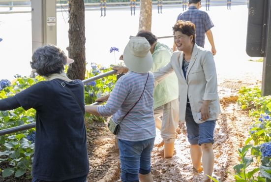 우이천 뚝방길 맨발산책로 현장 방문