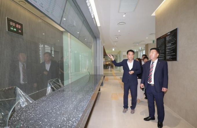 이범석 청주시장, 신축 청주고속버스터미널 현장 점검