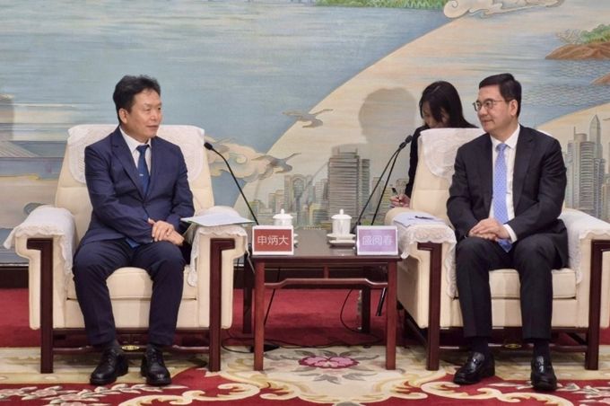 신병대 부시장, 서위에춘 우한시장 방문