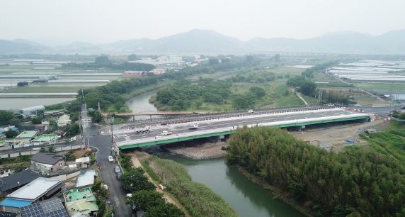 순천시, 도심과 순천만습지를 잇는 ‘생태거리 교량교’ 개통
