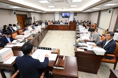 경남도의회 교육청 소관 예결특위