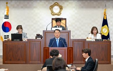 해운대구의회 이상곤 의원이 제288회 정례회 2차 본회의에서 5분 발언을 하고 있다.