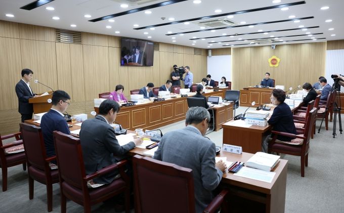 예산결산특별위원회