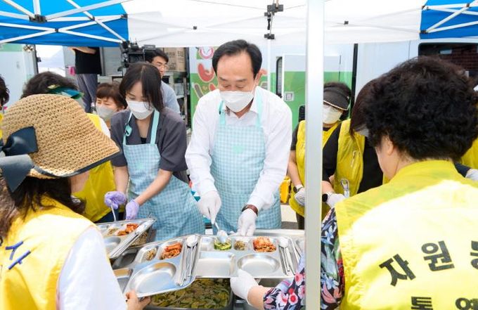 통영시, 사랑의 밥차와 함께하는 자원봉사 페스티벌 성황리 개최