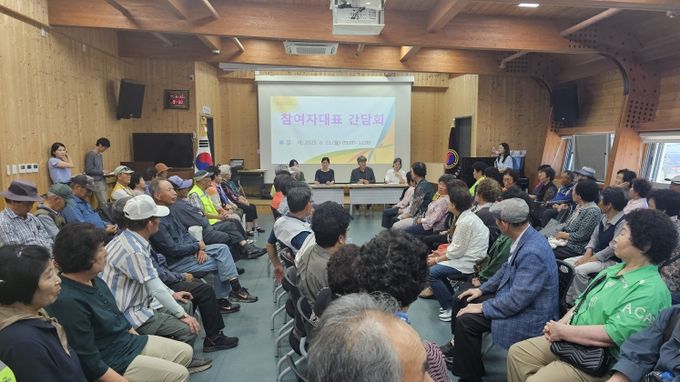 산청시니어클럽 공익활동 참여자와 간담회