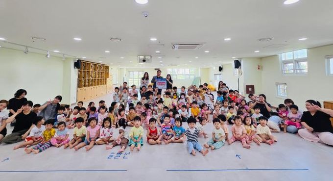 양산부산대병원 어린이집, 물금읍에 이웃돕기 성금 기탁