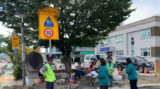 합천군 초계면장 폭염대비 관내 건설현장 안전 점검