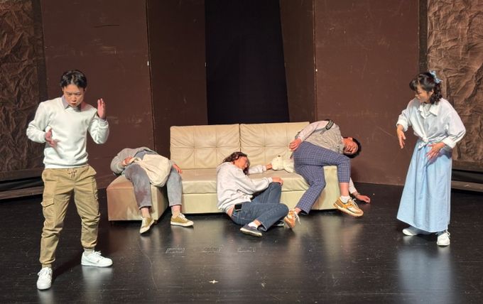 공연사진(연극 우리를 잇다)