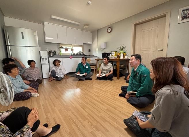 고성군, 여름철 폭염 대응을 위한 무더위쉼터 등 현장 점검 실시