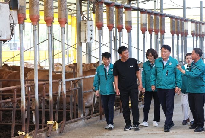 폭염대비 축산농가 현장 격려(청주시 남일면)