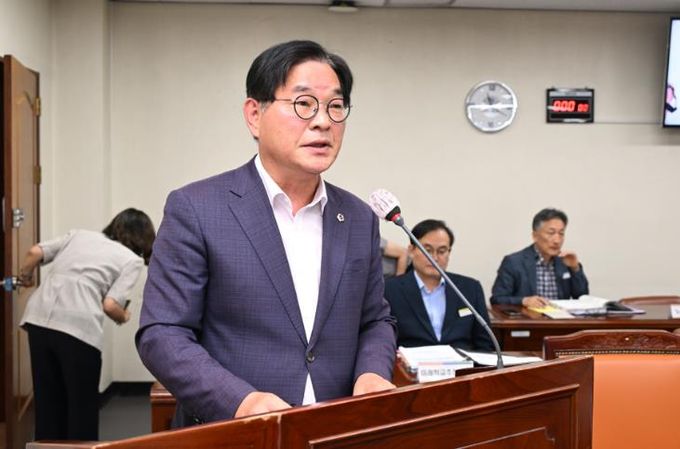 정수만 경상남도의원, ‘경상남도교육청 시설공사 하자관리에 관한 조례안’ 상임위 통과