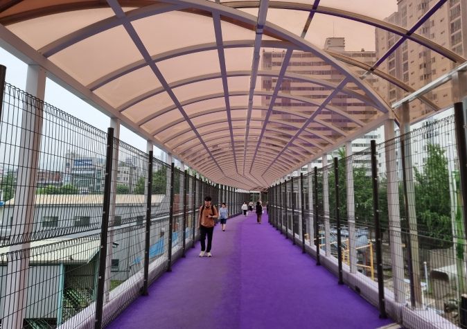 청량리 임시보도육교 정비 후