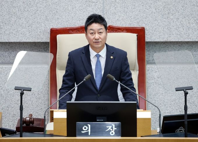 경기도의회 김진경 의장 제385회 임시회 개회 “후반기 1년은 변화와 실천의 길…남은 1년, 결과로 보여줄 ‘완성의 시간’”