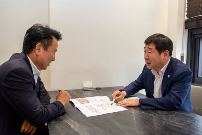 박중근 균형발전제도과장과 이재영증평군수 면담