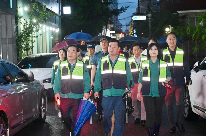 행정자치위원회, 여성안심순찰대와 함께하는 합동 야간순찰 실시