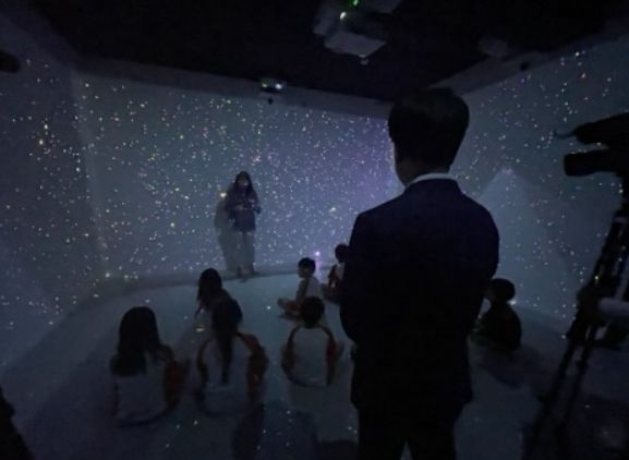 사천시어린이도서관, 도내 최초 XR 실감형 프로그램 시연 성료