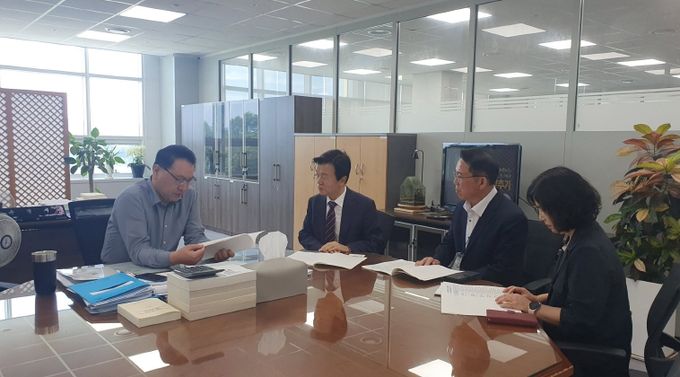 조규일 진주시장, 기재부 등 방문해‘국비 확보’총력 대응 - 유병서 예산실장 면담(2026년 국비확보 건의)