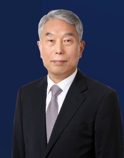 - 김창석 前 대법관·고려대 로스쿨 석좌교수 출신