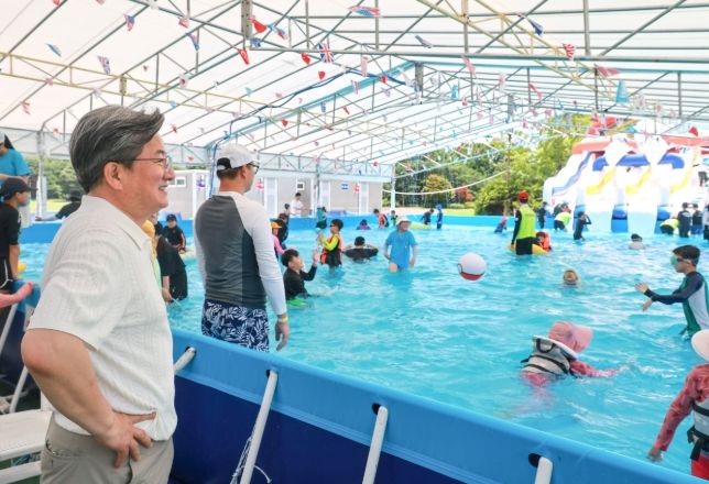 대형 슬라이드·놀이기구 갖춘 어린이 물놀이장 4곳 무료 개장