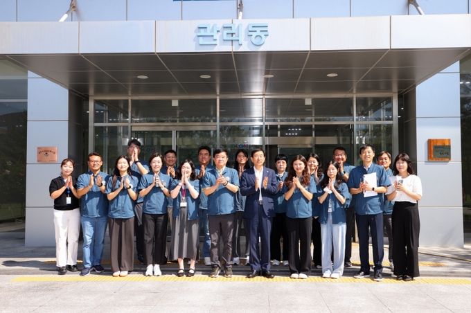 코오롱생명과학(주)충주공장, 여성친화기업 인증 현판식