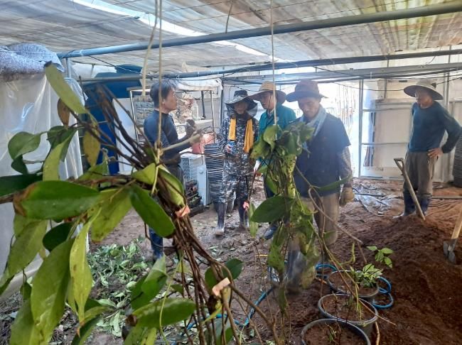 합천군귀농인협의회 흑노호하우스 수해복구 지원