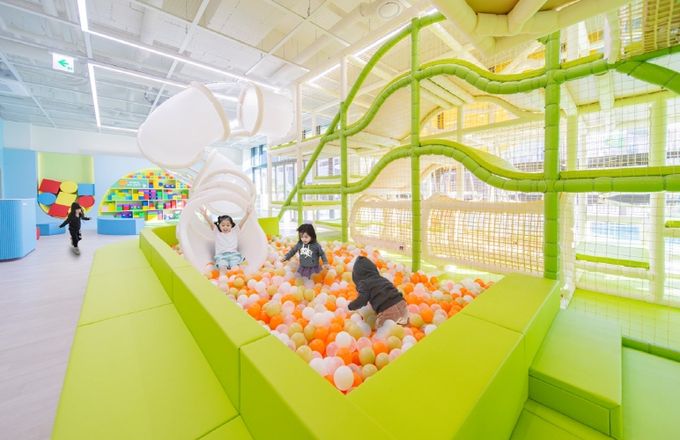 아이들의 행복놀이터 이번 여름에는 함안 키즈팡으로 놀러가요